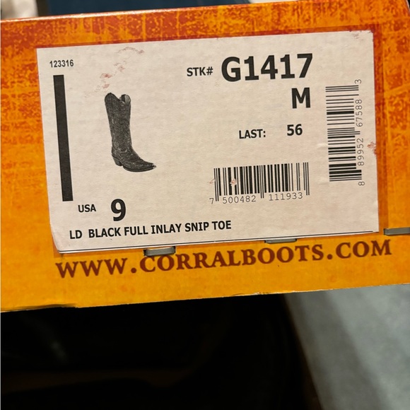 Corral Women's Black with Glitter Inlay Snip Toe Cowboy Boots - Picture 4 of 4